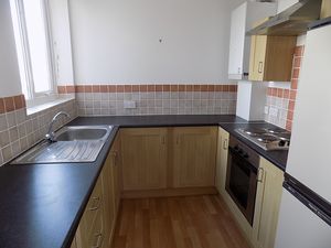 Kitchen- click for photo gallery